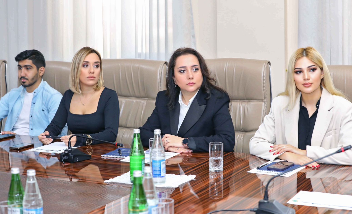 DMX və MEDİA-nın birgə təşkilatçılığı ilə seminar keçirildi - FOTOLAR